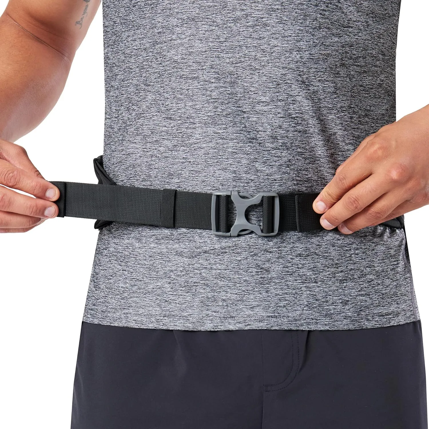 Nathan Adjustable Fit Zipster Running Belt, Zippered, Weather-Resistant Pocket & Two Quick-Stash Pockets, Adjustable Buckle
